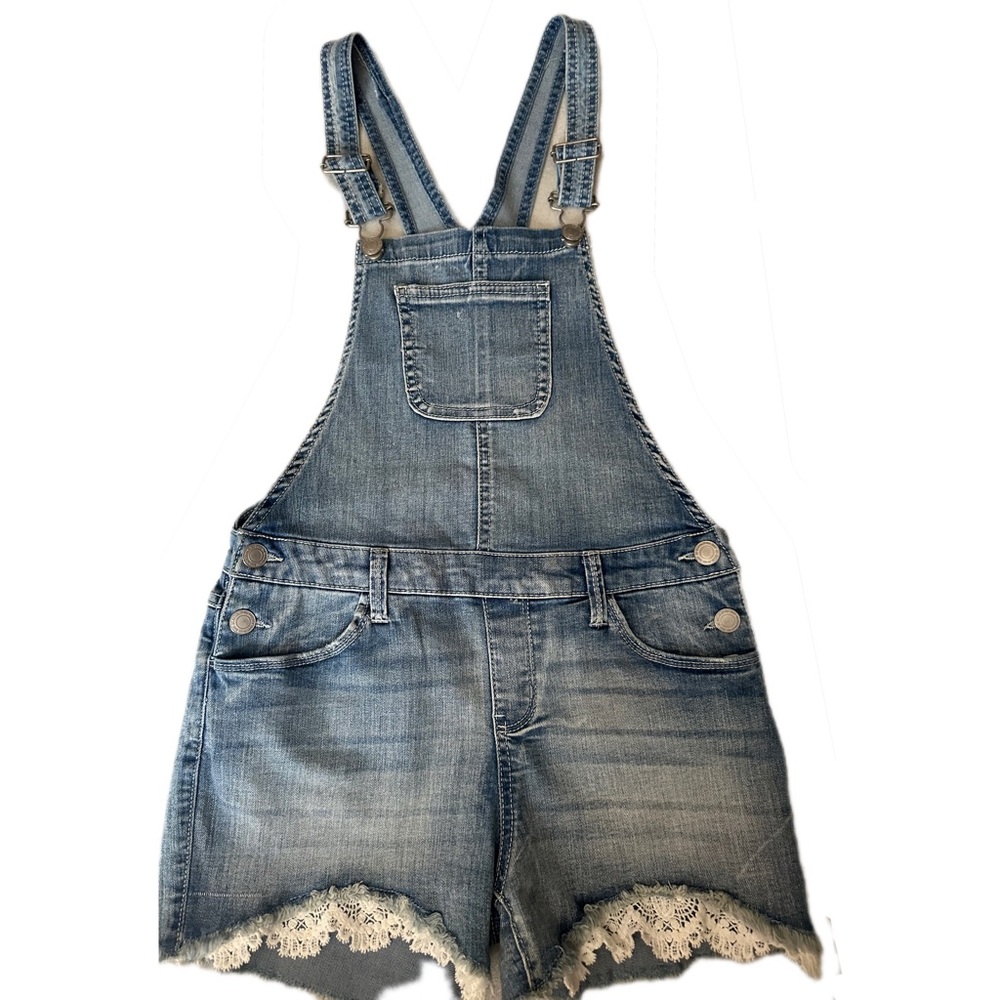SO (Kohl’s) Denim Overall Shorts Size 14 crocheted material/frayed hem
